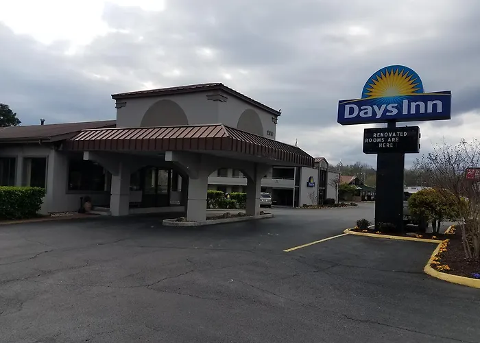 Days Inn By Wyndham Oak Ridge Knoxville