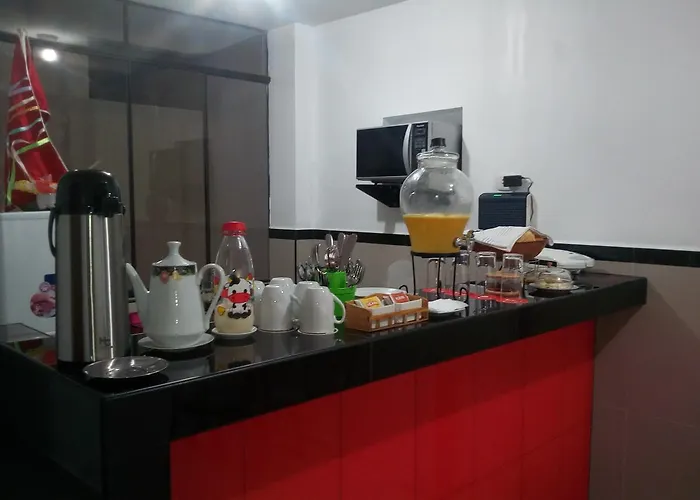 Sunset Hostel Airport