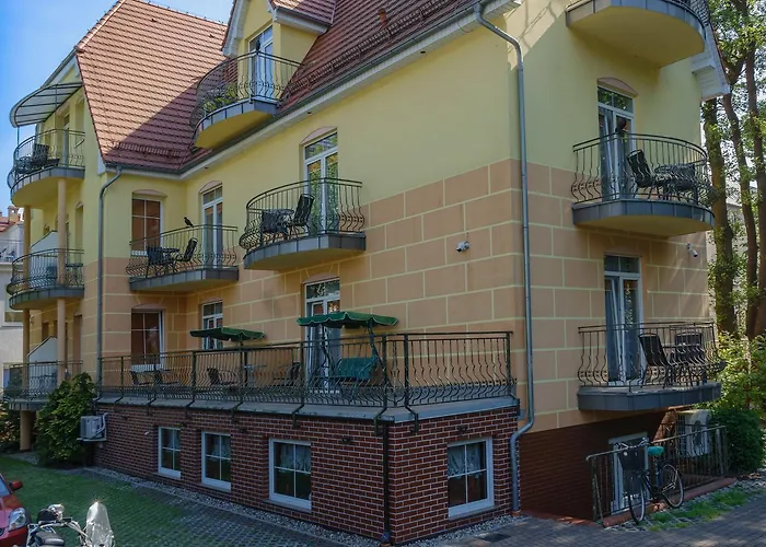 Hotel Cis