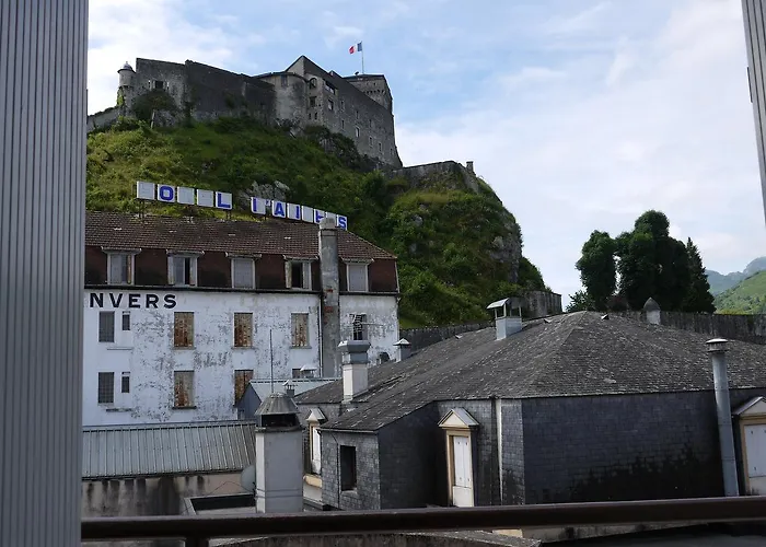 Hotel Saint-Charles Lourdes