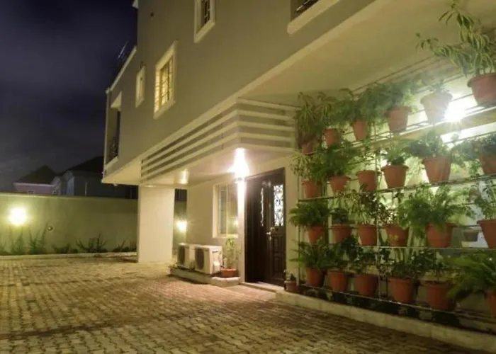 Villa Thirty Three