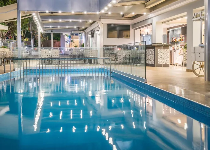 Denise Beach Hotel