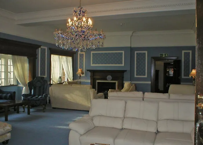 Eaves Hall Country Hotel