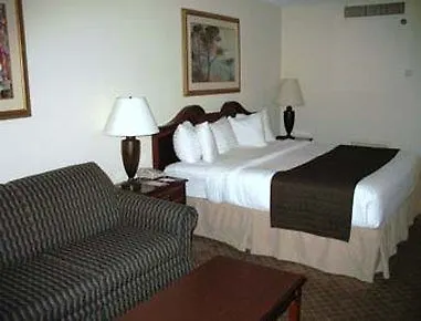 Holiday Inn Rome-Skytop Center