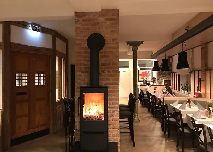 ZUM BAHNHÖFLE Restaurant&Hotel - Albbruck Am Rhein
