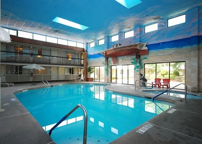 Clarion Inn & Fundome