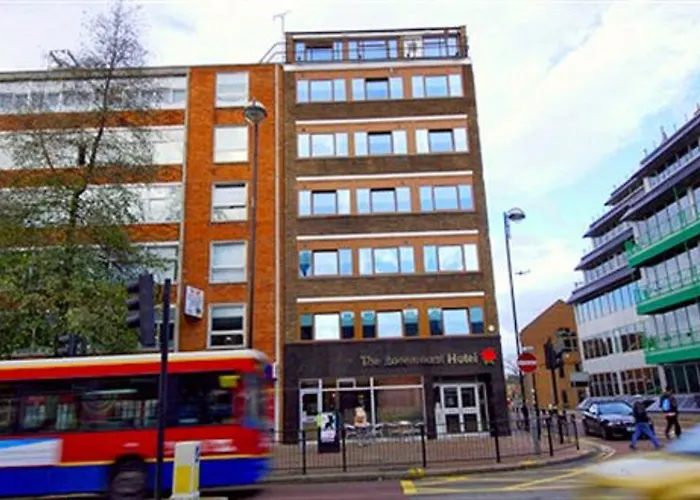 Hounslow Central Hotel