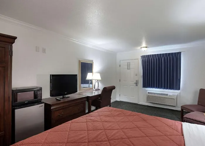 1St Interstate Inn