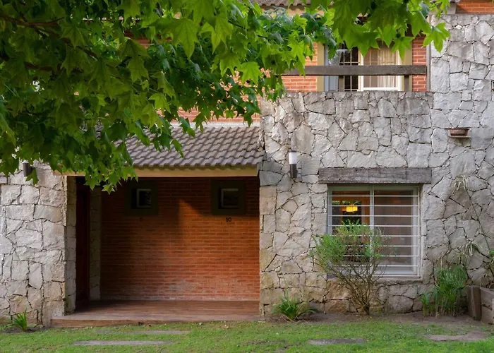 Valeria House Rental Suites