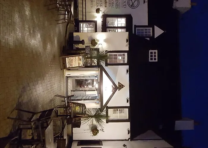 The Cross Keys