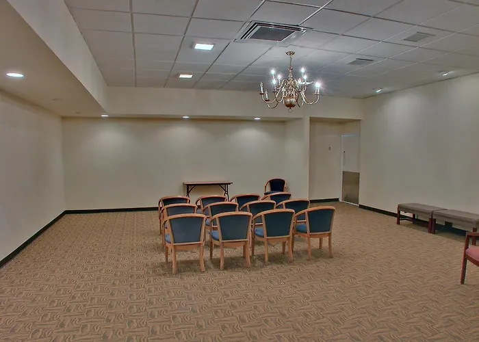 Budgetel Inn And Suites Cartersville