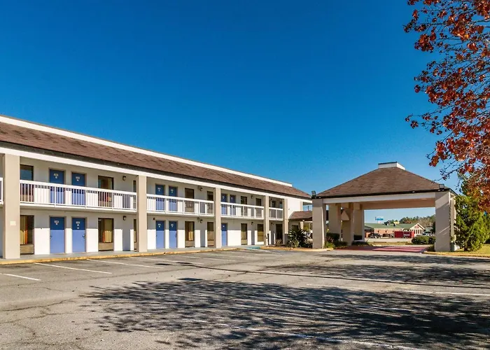 Motel 6-Holyoke, Ma