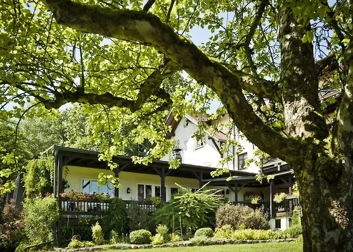 Hotel Zur Waldbahn