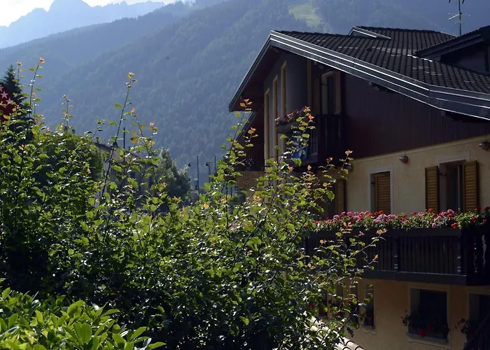 Hotel Veduta Dell'Adamello