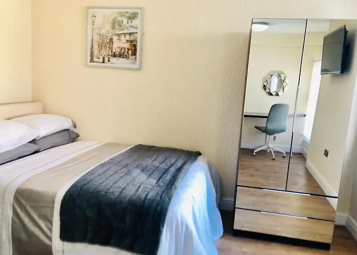 The Winter Garden Suites