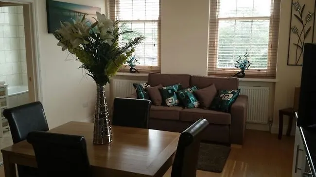 Paradise 1 Bedroom Cozy Apartment