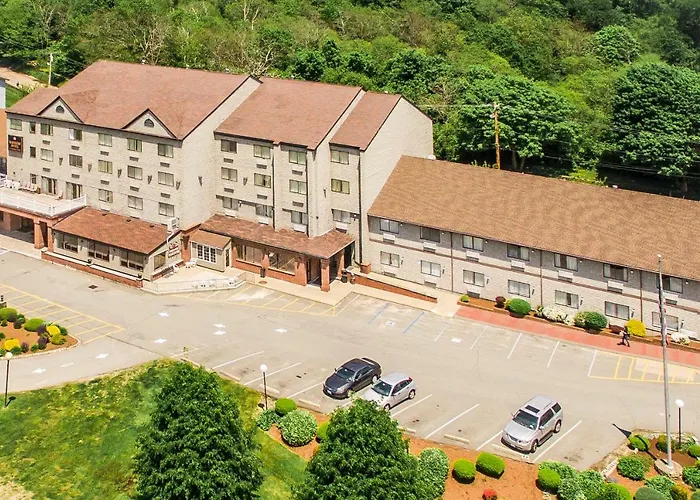 Mainstay Hotel And Conference Center