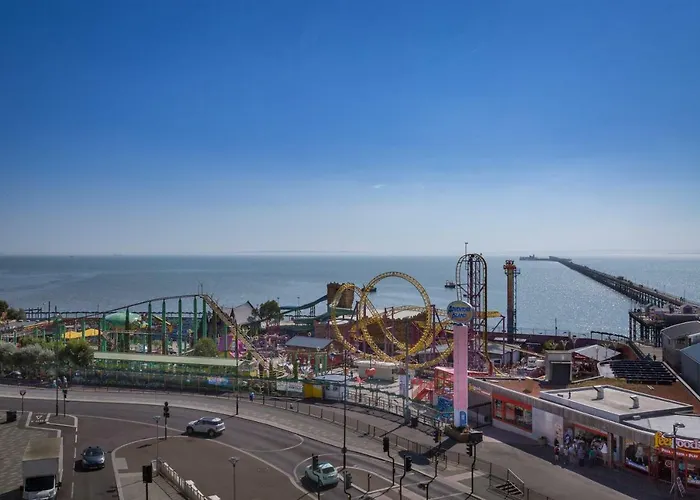 Southend Central Hotel - Close To Beach, City Centre, Train Station & Southend Airport