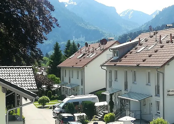 House La Neuschwanstein - Budget City Hotel