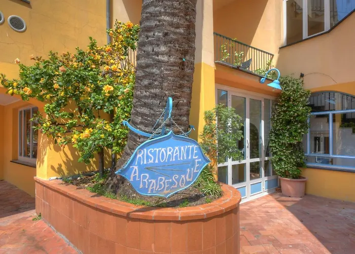 Hotel Arabesque