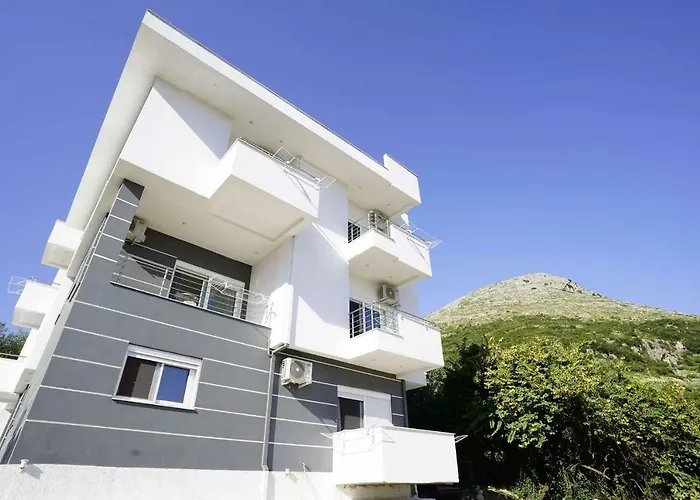Villa Mimoza