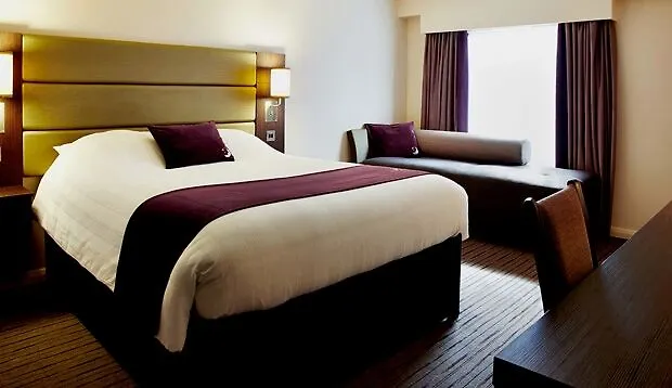 Premier Inn Stroud