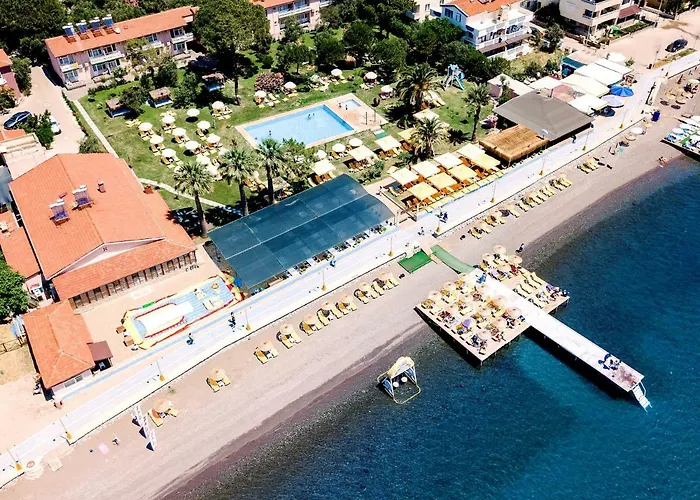 Palm Beach Hotel