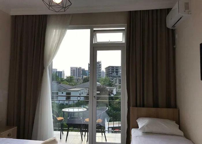 Hotel Charli