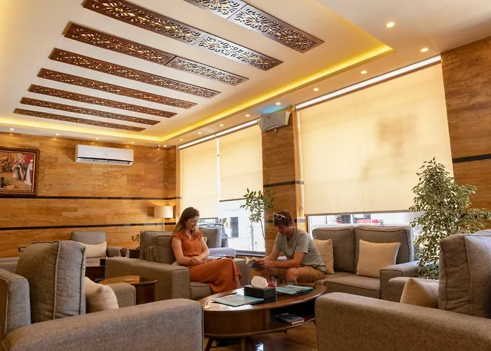 Town Season Hotel