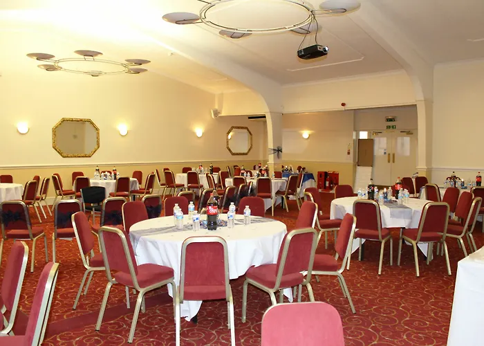 Flexistay Reading West Aparthotel - With Communal Kitchen Use