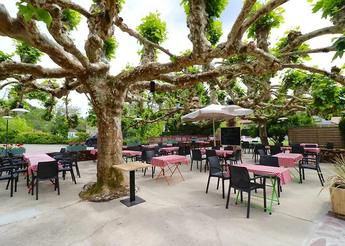 L'Auberge De Lugos