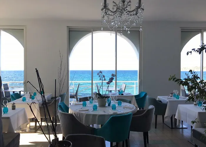 Hotel De La Plage Santa Vittoria