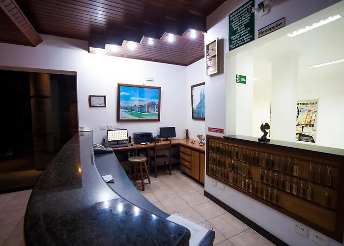 Centerminas Palace Hotel