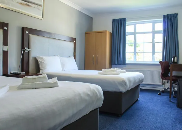 Heathrow Lodge