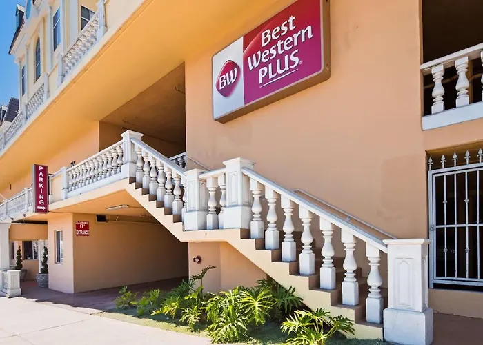 Best Western Plus San Pedro Hotel & Suites