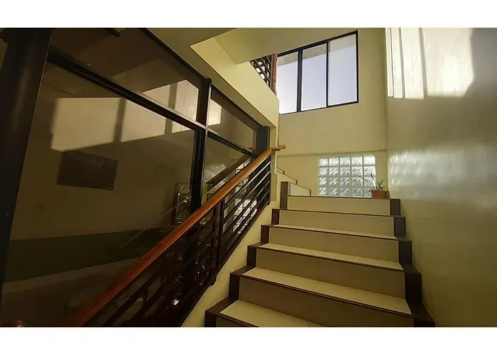 Adelaida Pensionne Hotel