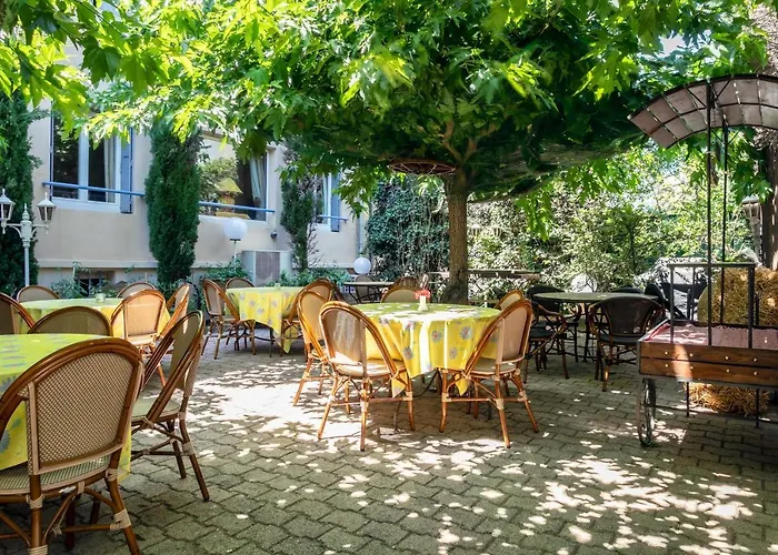 Hotel Mireille
