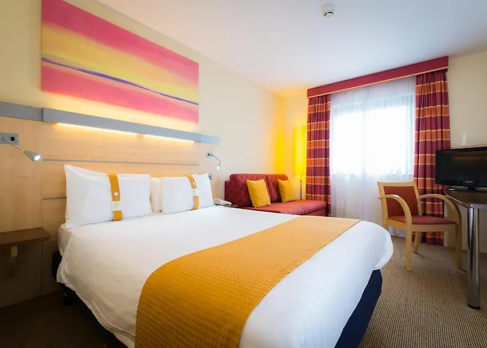 Holiday Inn Express Aberdeen - Bridge Of Don