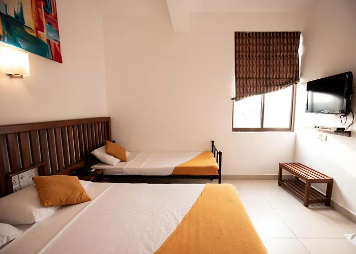 Port View City Hotel