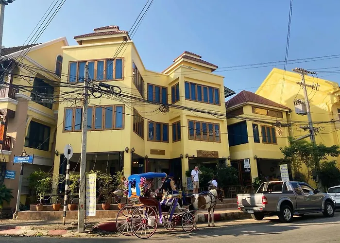 Ban Mae Boonthong