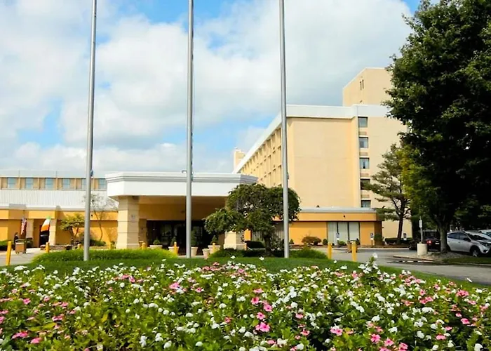 Magnuson Grand & Conference Center Somerset-Bridgewater