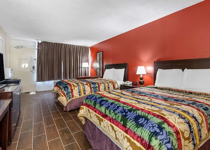 Clarion Inn Brunswick