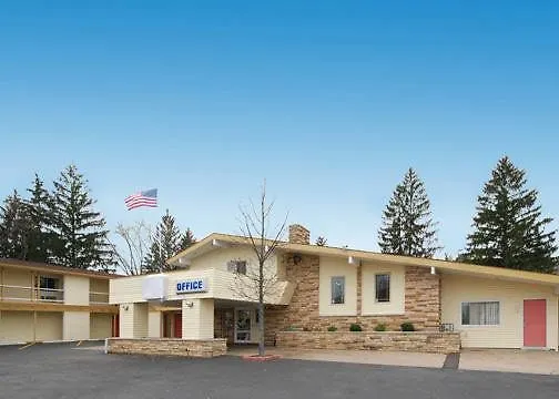 Econo Lodge Wisconsin Rapids
